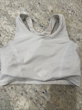 Lululemon white sport bra size 6